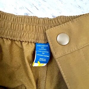 Extra small quick dry- stretch olive green pants